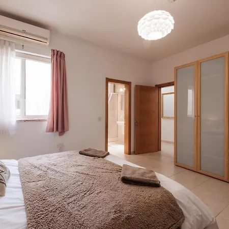 Larger Than Usual 3bd Apartament *