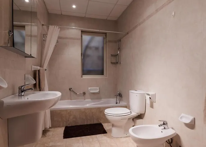 Larger Than Usual 3bd * Sliema