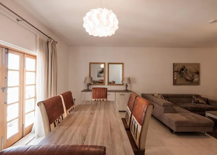 Larger Than Usual 3bd * Sliema