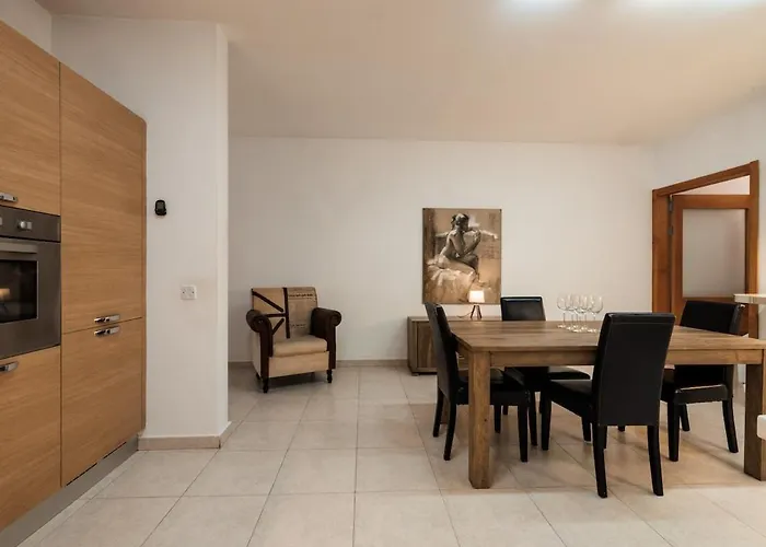 Apartment Larger Than Usual 3bd Sliema